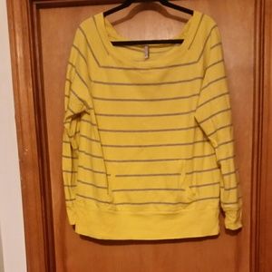 Old Navy sweatshirt